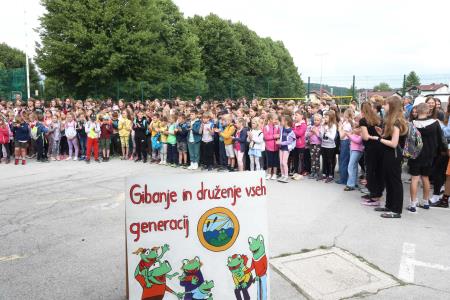 Srečanje generacij v OŠ Cerknica 10 Foto Ljubo Vukelič